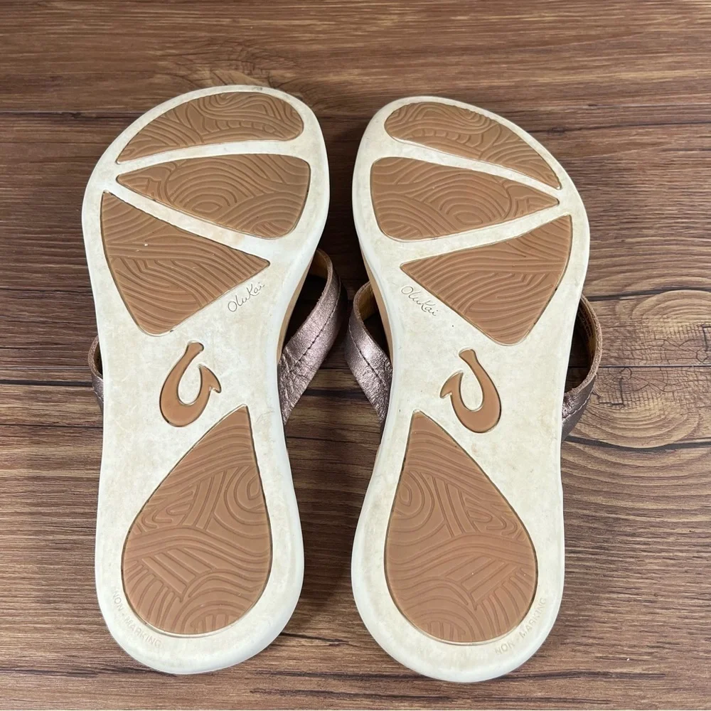 Olukai Honu Rose Gold Leather Flip Flops Sandals Women’s Size 9